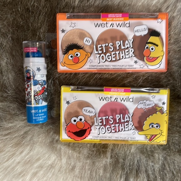 NEW Limited Edition Wet & Wild x Sesame Street Makeup Bundle - Picture 4 of 13